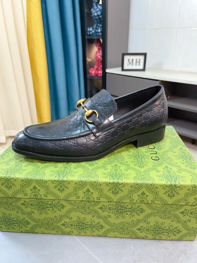 Men's shoes 💰500🌹🌹【GUCCI】The most popular classic Gucci leather shoes. Synchronized with the official website, the upper is made of Italian first-layer cowhide ➕cowhide lining, with unique brand and unique craftsmanship. Highlighting the hot style of the new year. Stop hesitating, stop wandering, get it now. Number: 38--44